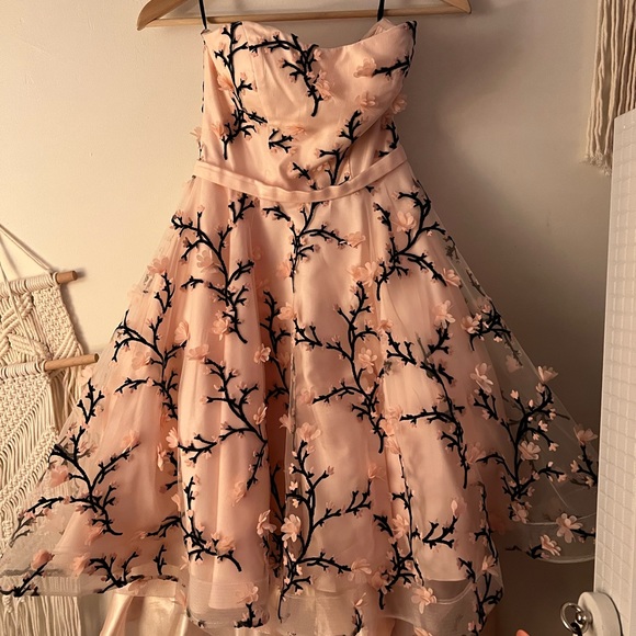 Jadore Evening/Prom Dress - Picture 3 of 10